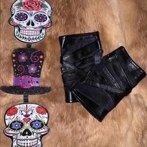 “Faux Leather Fingerless Gloves”